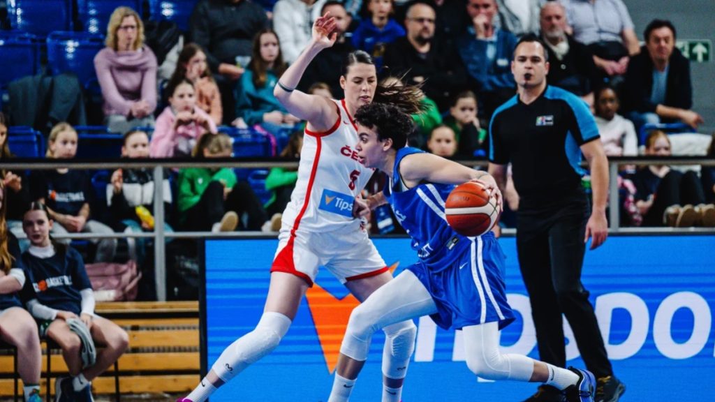 Eurobasket: H Eθνική ηττήθηκε 81-66 στην Τσεχία και ανησυχεί για την Σταμολάμπρου