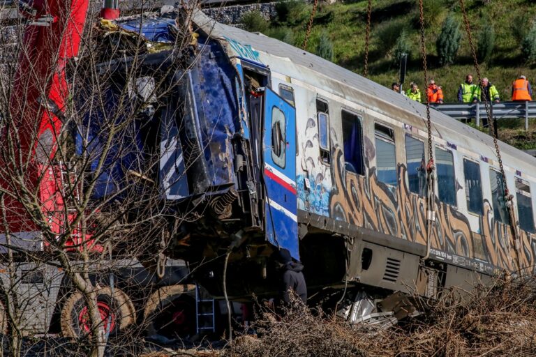 Τέμπη: Την Πέμπτη στις 10 π.μ. δημοσιεύεται το πόρισμα του ΕΟΔΑΣΣΑΜ – Δεν έγινε δεκτό το αίτημα αναβολής συγγενών θυμάτων