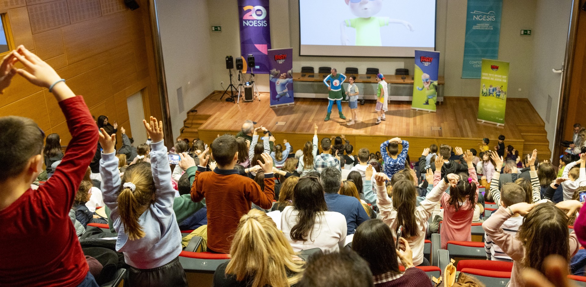 Θεσσαλονίκη: Παιδιά, γονείς, παππούδες και γιαγιάδες έγιναν ΧΟΠΑ Ήρωες στο ΝΟΗΣΙΣ