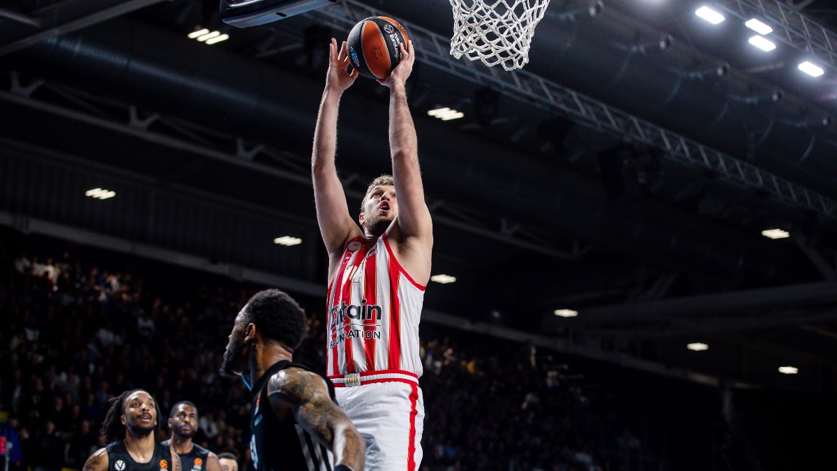 Euroleague: «Ερυθρόλευκος» περίπατος με 92-70 στην Μπολόνια