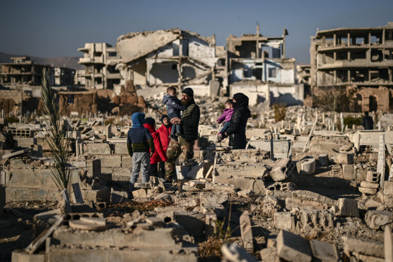 Συρία: Οι δυνάμεις ασφαλείας σκότωσαν 28 πιστούς του Άσαντ