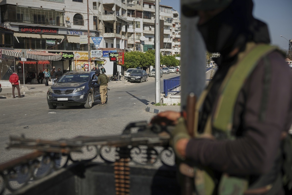 Συρία: Τουλάχιστον 1.383 πολίτες έχουν σκοτωθεί από τις 6 Μαρτίου στις αλαουιτικές περιοχές